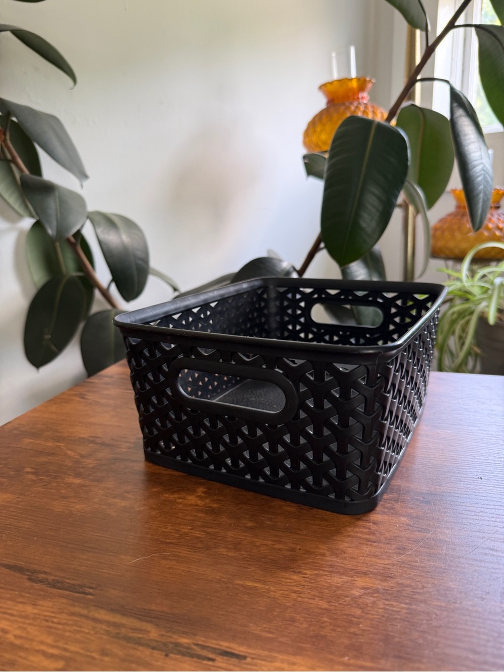 Room essentials plastic Black Woven Plastic Storage Basket
